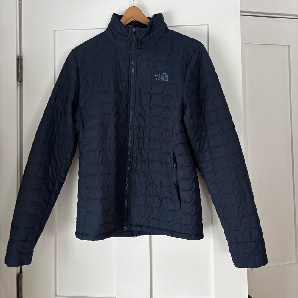 Men’s lightweight North Face jacket size S